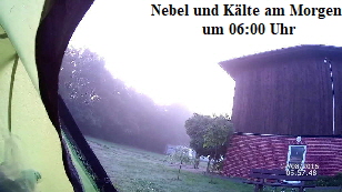 der Morgen ist kalt und neblig