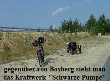 im Hintergrund "Schwarze Pumpe"