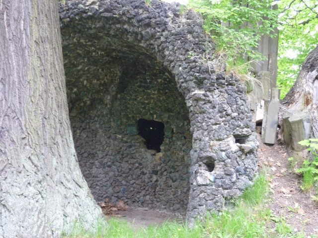 merkwrdige Bauten bei Brwalde 03